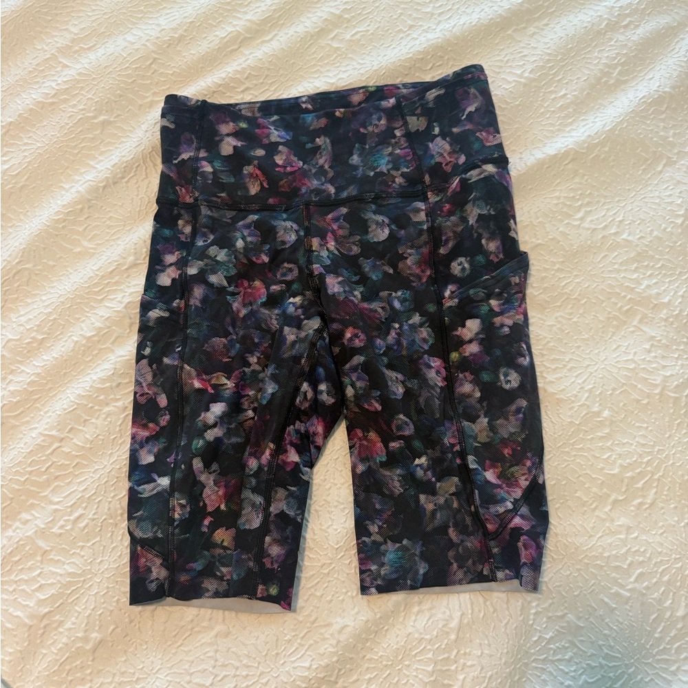 Lululemon Fast & Free 8” Floral Bike Shorts